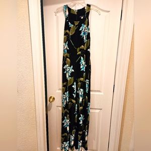 NWT Tommy Hilfiger sleeveless romper, BRAND NEW size 14 with removable tie belt